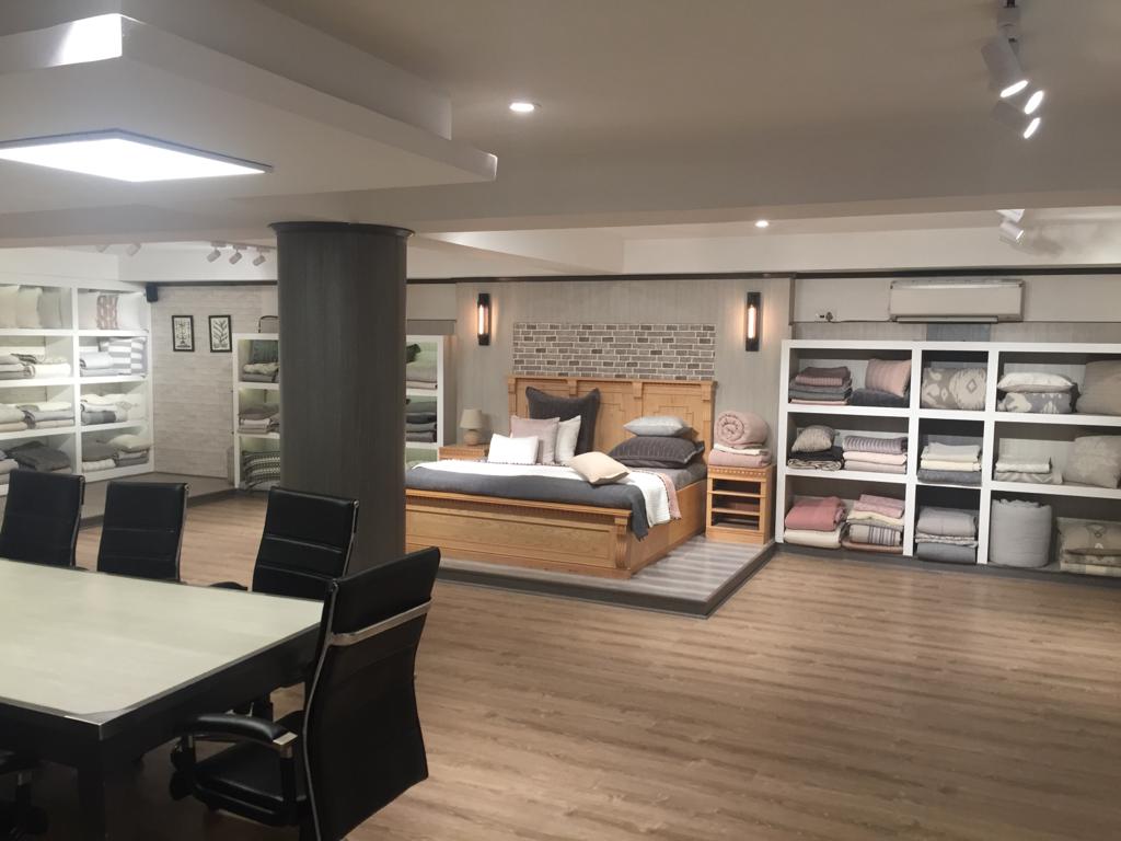 s-1-Narayan International Showroom