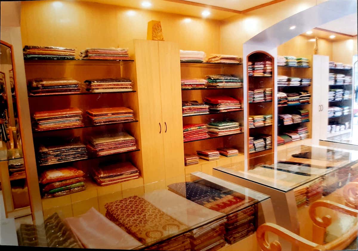 s-3-Raghuji Saree Wala